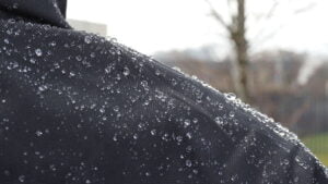 Jacheta de protectie impermeabila, rezistenta la conditii extreme de ploaie si vant - Outcouch